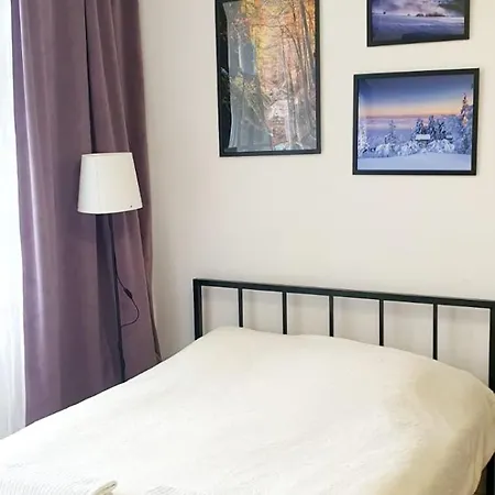 Rybnicka 10 アパートホテル *