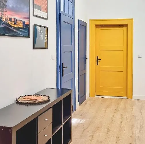 Rybnicka 10 מלון דירות